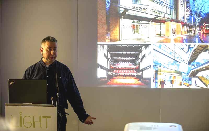 Light School среща архитекти и дизайнери с производители на осветители в Лондон Light School среща архитекти и дизайнери с производители на осветители в Лондон
