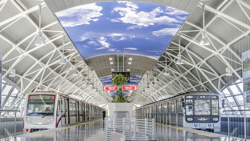 Метрополитен търси доставчик на лампи и осветители Метрополитен търси доставчик на лампи и осветители
