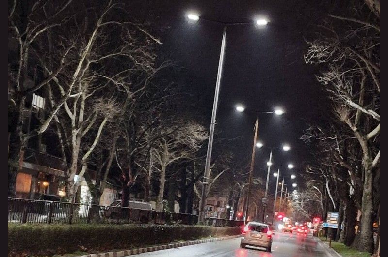 Подменят осветлението по централна пътна артерия в Асеновград Подменят осветлението по централна пътна артерия в Асеновград