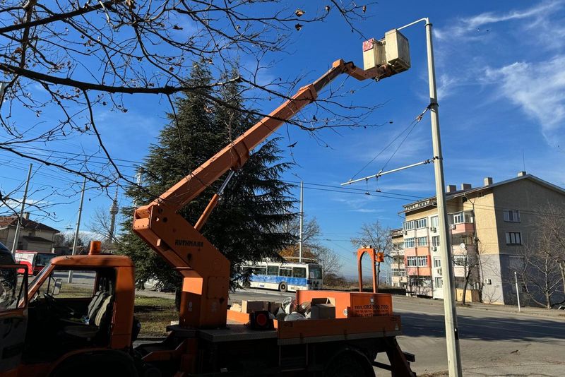Стартира вторият етап от модернизацията на уличното осветление в Русе Стартира вторият етап от модернизацията на уличното осветление в Русе
