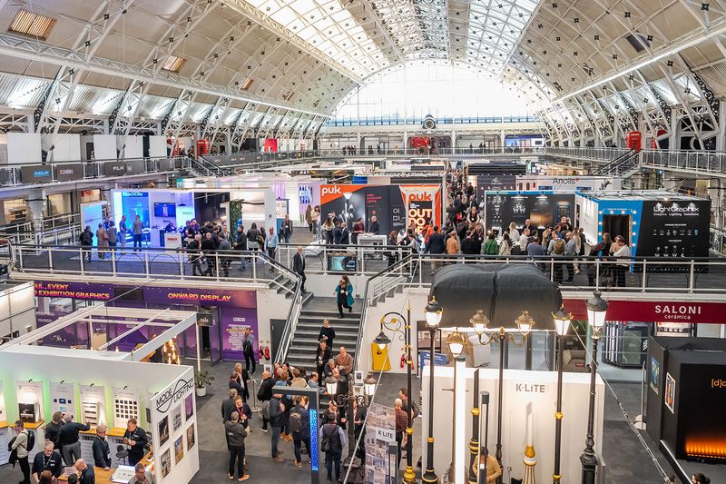 LiGHT24 превръща Лондон в столица на дизайна на осветление през ноември LiGHT24 превръща Лондон в столица на дизайна на осветление през ноември
