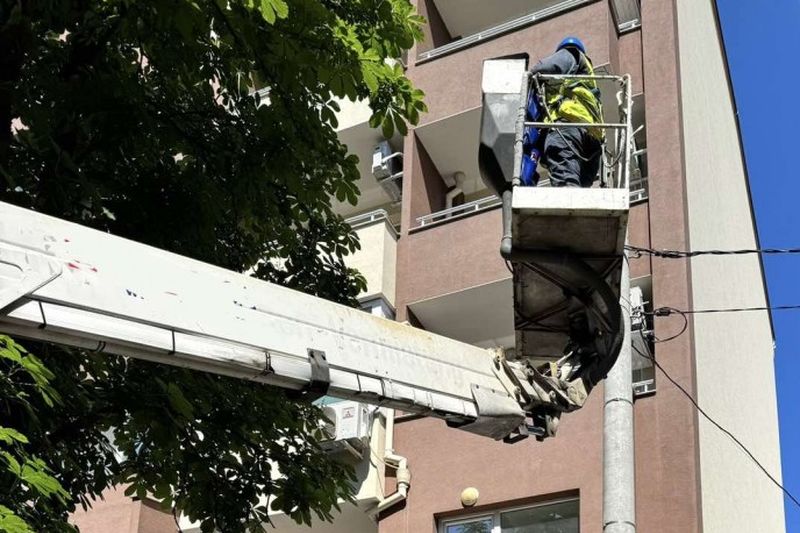 Започна обновяването на уличното осветление в широкия център на Стара Загора