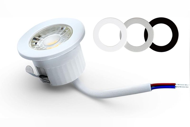 LED cпотове за вграден монтаж TRIPLET с 3ССТ и 3 цветни ринга LED cпотове за вграден монтаж TRIPLET с 3ССТ и 3 цветни ринга