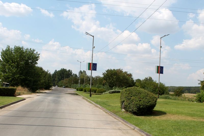 Ново осветление за важни пътни артерии в Свиленград и Ямбол Ново осветление за важни пътни артерии в Свиленград и Ямбол